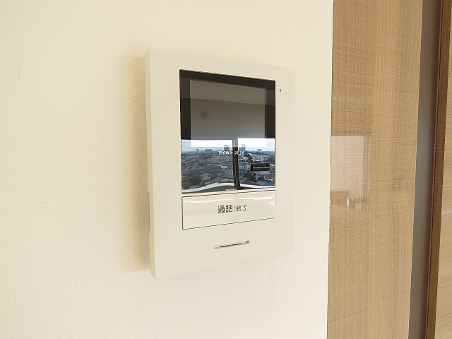 ライオンズマンション駒沢　TVモニター付きインターホン