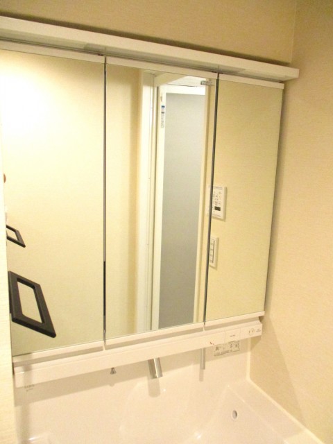 NK五反田コータース　洗面所