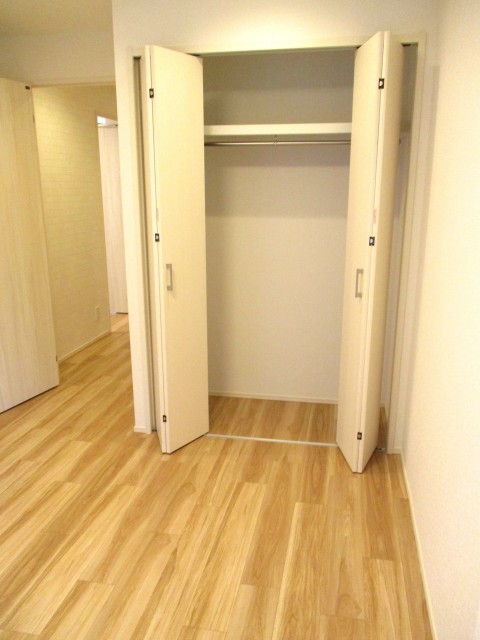 池田山ロイヤルマンション収納