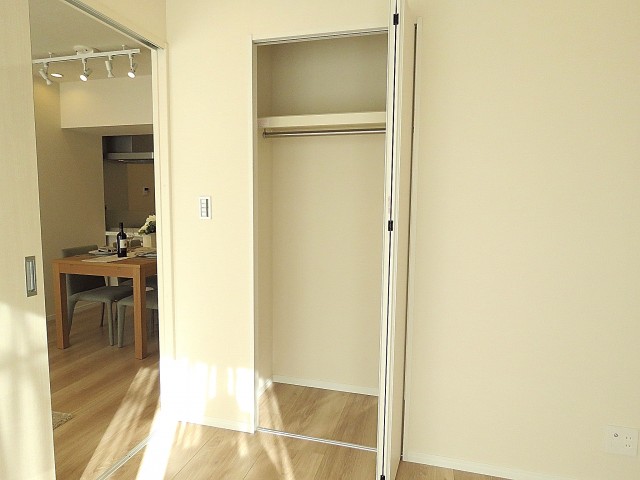 いづみハイツ芦花公園　洋室