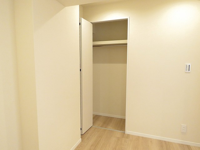 いづみハイツ芦花公園　洋室