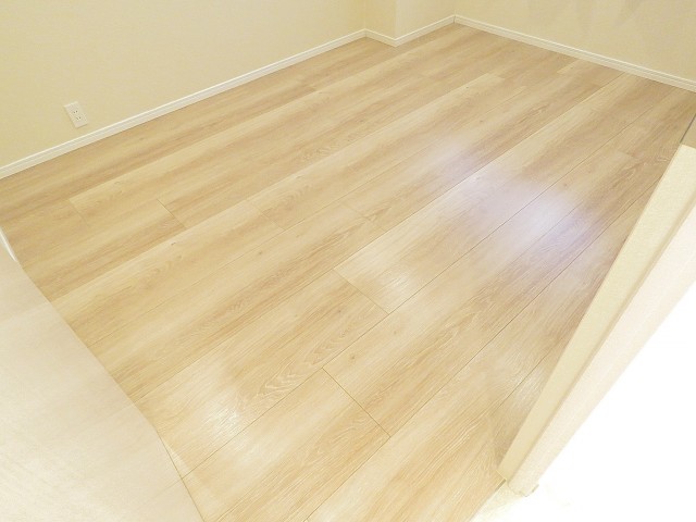 いづみハイツ芦花公園　洋室