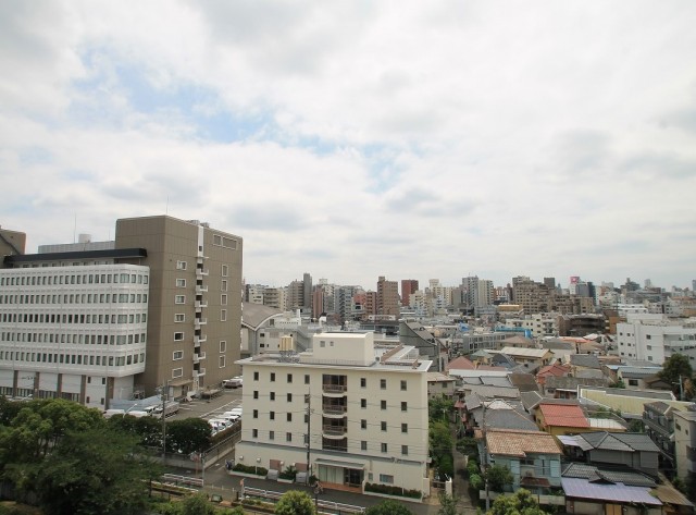 マンション駒場706号室　バルコニー