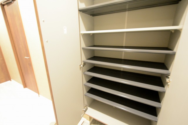 コトー大森 玄関