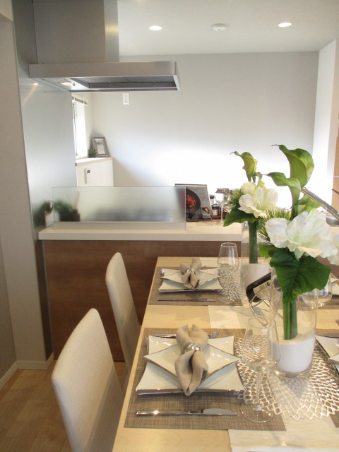 モンテベルゲ六義園 LDK