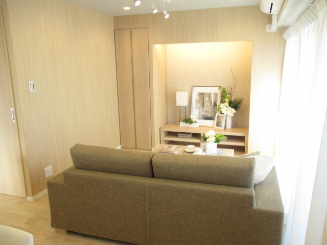 モンテベルゲ六義園 LDK (8)