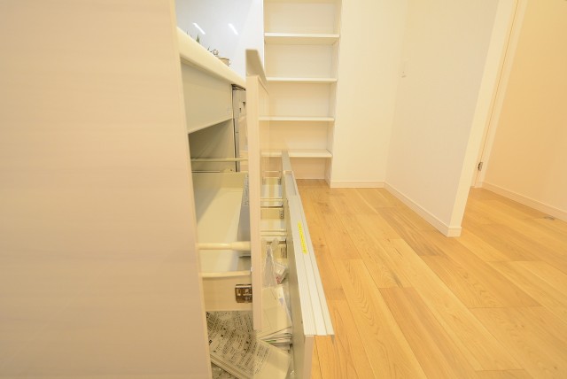 日商岩井本郷マンション