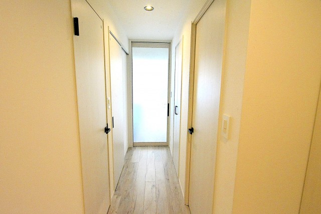 フラット田園調布806号室 廊下