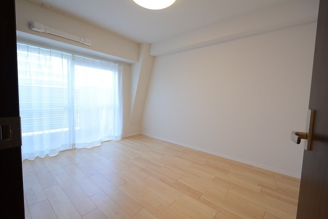 日商岩井豪徳寺マンション 　洋室