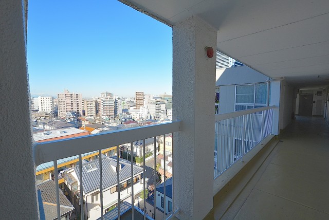 東山コーポラス 外廊下