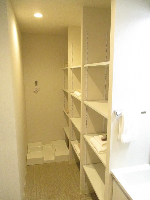 ファミール築地 洗面