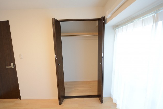 日商岩井豪徳寺マンション 　洋室