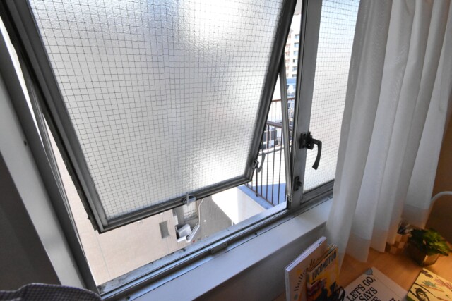 メゾン小石川 洋室1