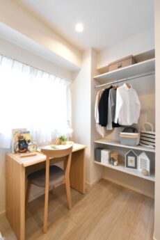 メゾン小石川 洋室1