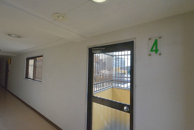 ライオンズマンション馬事公苑第2　 内廊下