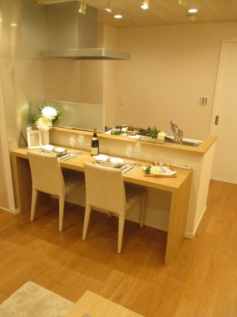 ソルシエ月島20ダイニング