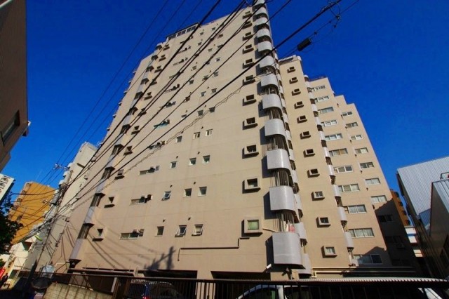 シャンボール上馬　外観