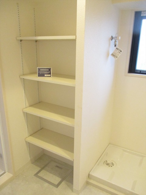 マンション中野坂上5洗濯機置場収納