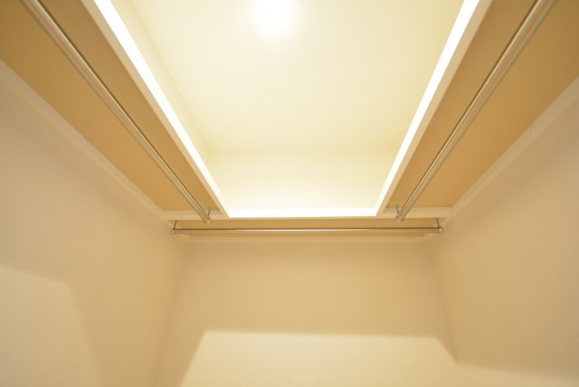 ラグナタワー 洋室3