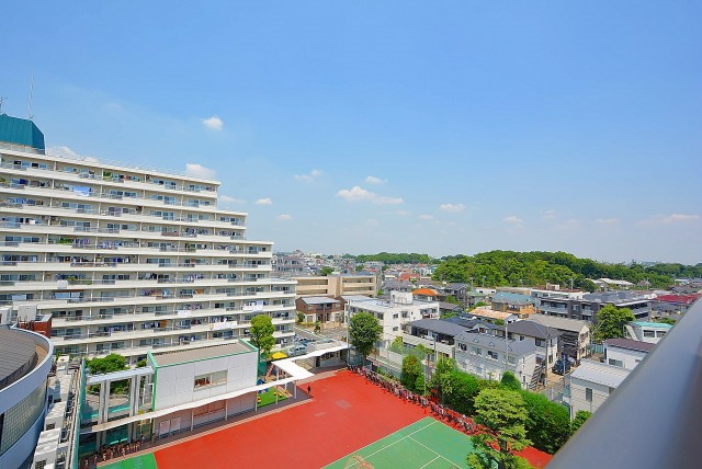 日商岩井豪徳寺マンション 　バルコニー