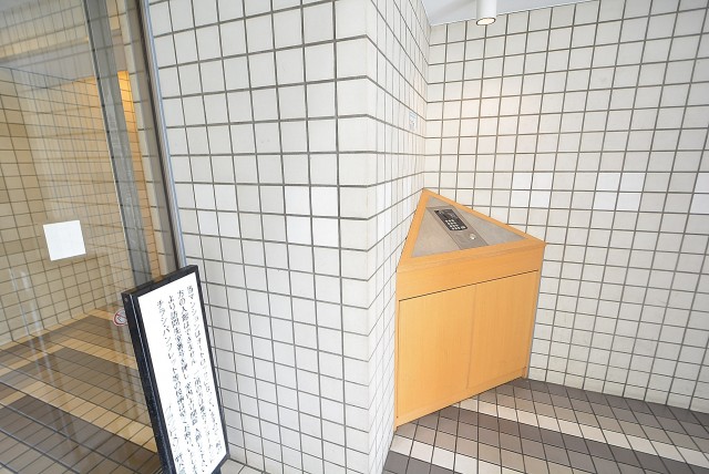 グランドメゾン野沢3F エントランス