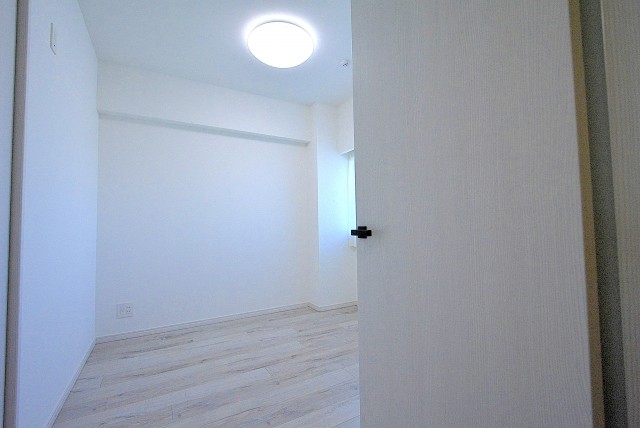 フラット田園調布806号室 洋室2 (2)