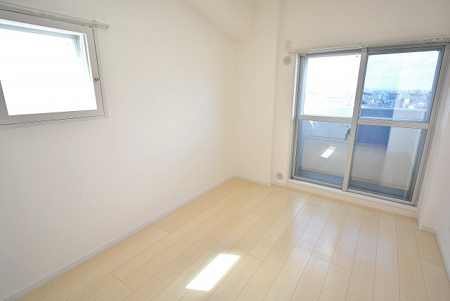 グランドメゾン野沢12F 洋室1