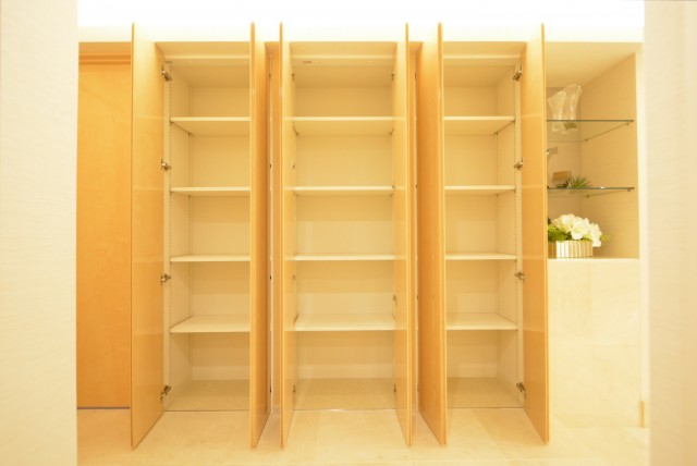 ラグナタワー 廊下収納