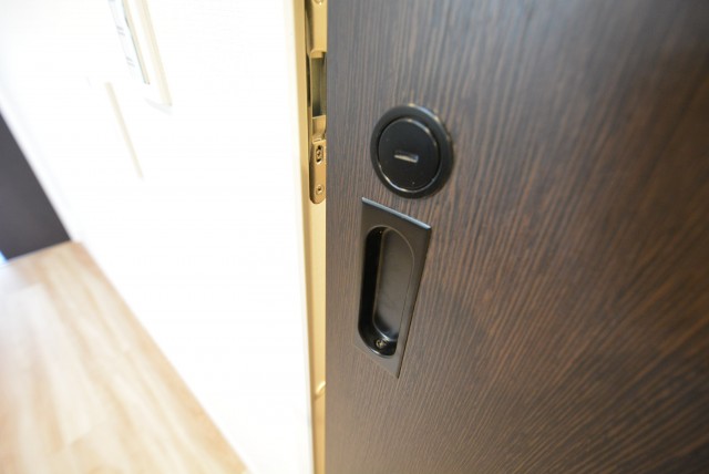 チサンマンション三軒茶屋第２805　扉