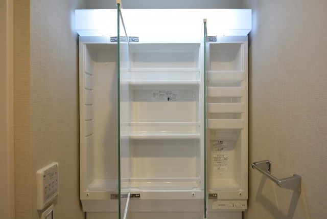 チサンマンション三軒茶屋第２805　収納