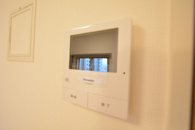 上馬ハイホーム906　ＴＶモニター付きインターフォン