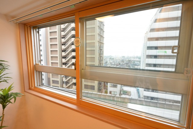 上馬ハイホーム906　窓