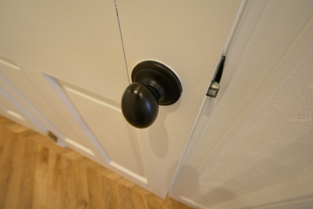 ハイツ赤坂505　扉