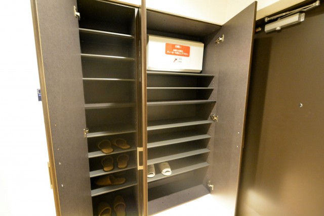 エルアルカサル小石川　シューズボックス