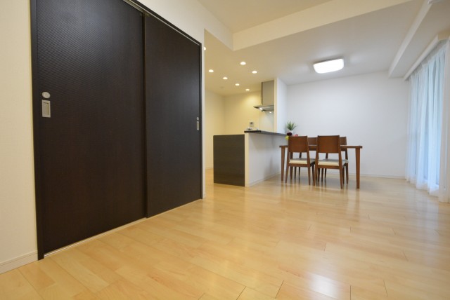 エルアルカサル小石川　リビングダイニングキッチン