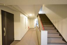 エルアルカサル小石川　階段