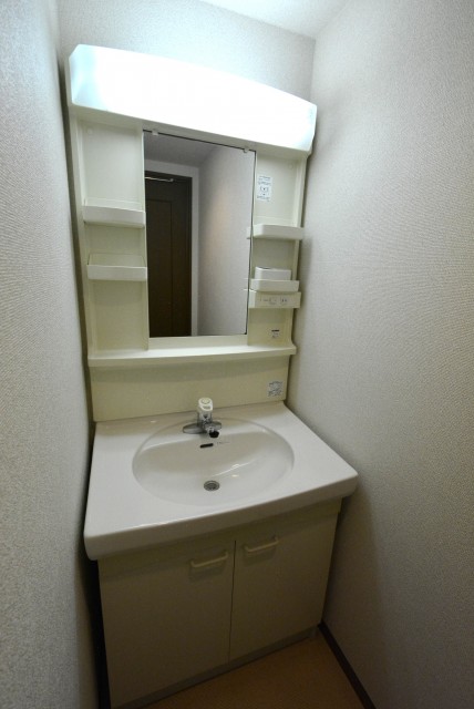 ミリオンガーデン小石川　洗面台