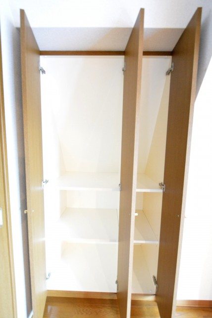 ミリオンガーデン小石川　ダイニングキッチン収納