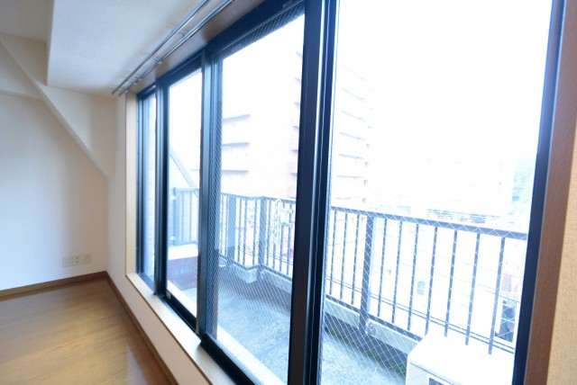 ミリオンガーデン小石川　ダイニングキッチン