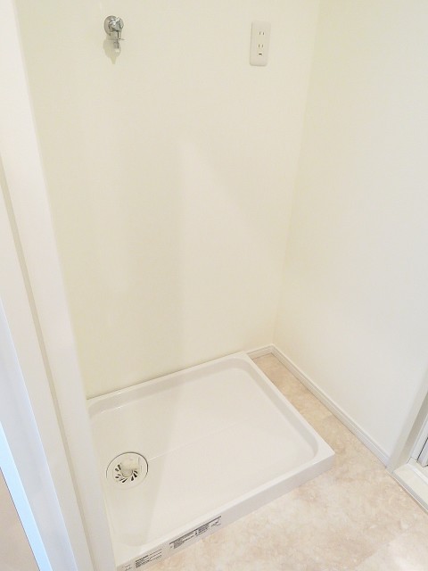 トゥール高輪　洗濯機置場