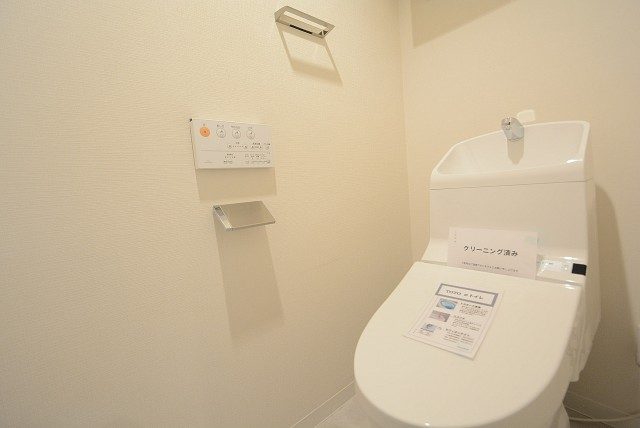 日商岩井豪徳寺マンション　トイレ
