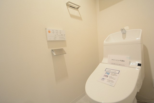 日商岩井豪徳寺マンション　トイレ