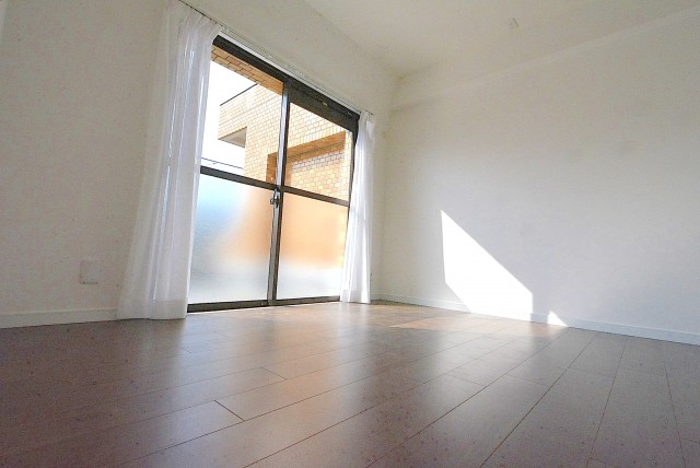 ライオンズマンション馬事公苑第2　洋室5