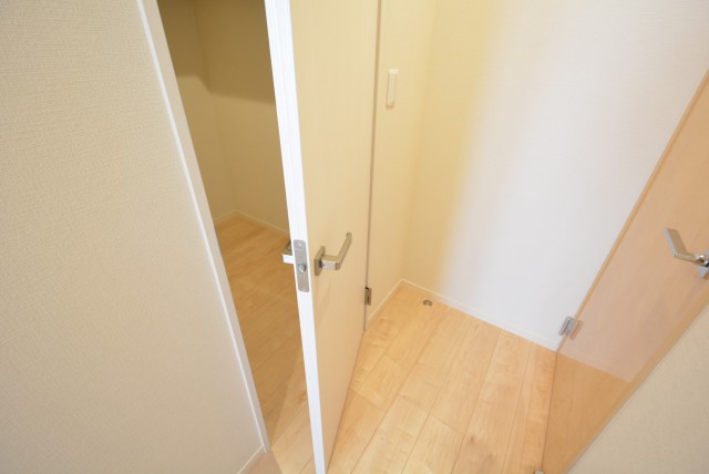 ラグナタワー 洋室3