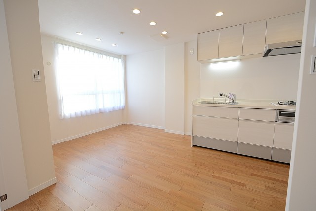 東山コーポラス ダイニング～洋室