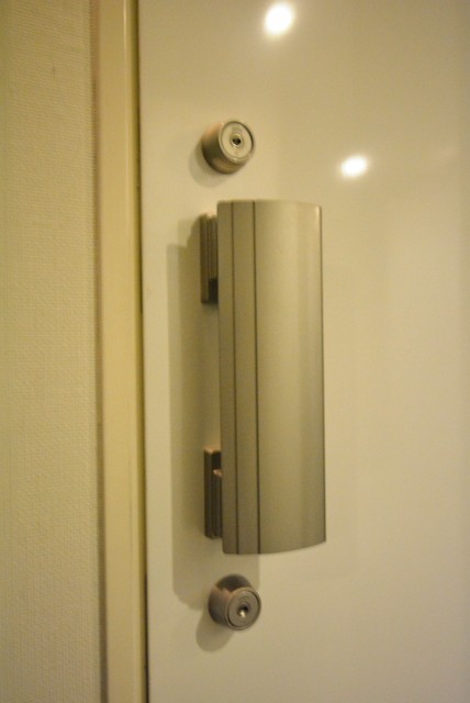 ラグナタワー 玄関