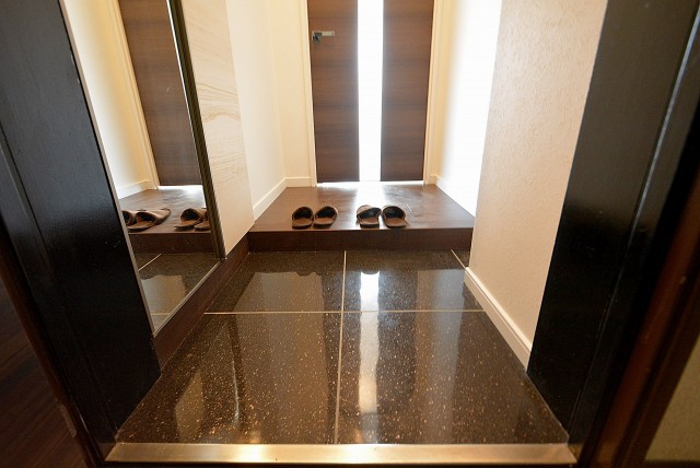 ライオンズマンション馬事公苑第2　 玄関