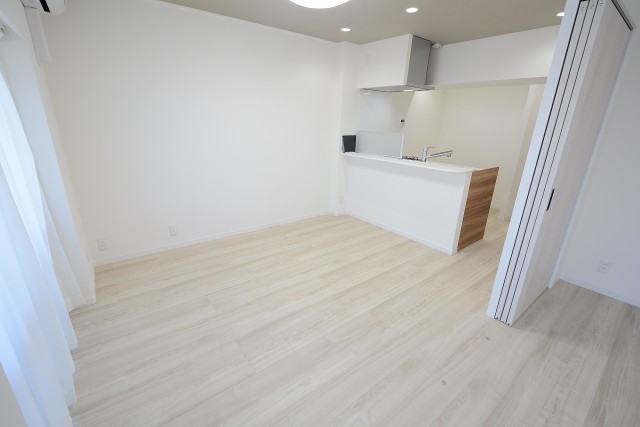 日商岩井方南町マンション