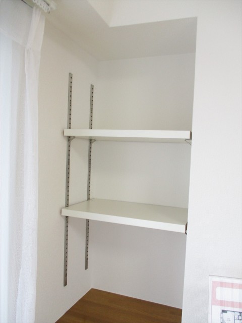 ダイニング収納棚