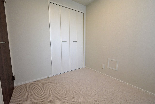 クレール桜新町 洋室2